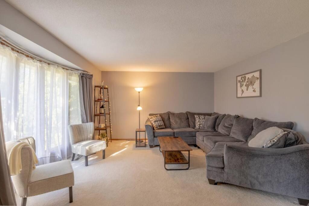 Family Home W/ 2 King, 2 Queen Beds + Game Room Bemidji Zewnętrze zdjęcie