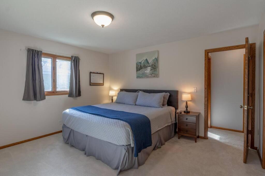 Family Home W/ 2 King, 2 Queen Beds + Game Room Bemidji Zewnętrze zdjęcie