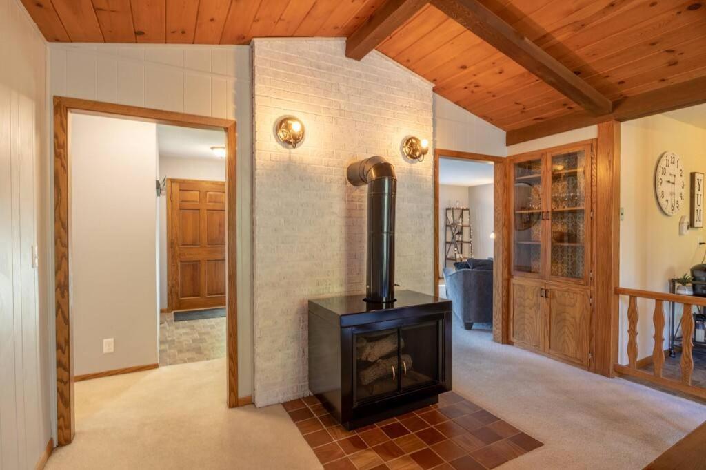 Family Home W/ 2 King, 2 Queen Beds + Game Room Bemidji Zewnętrze zdjęcie